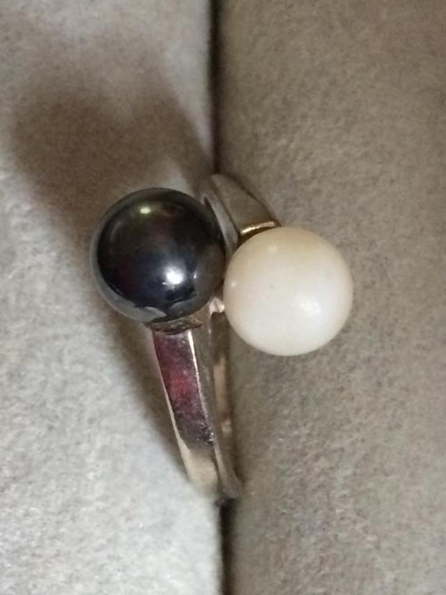pearl ring